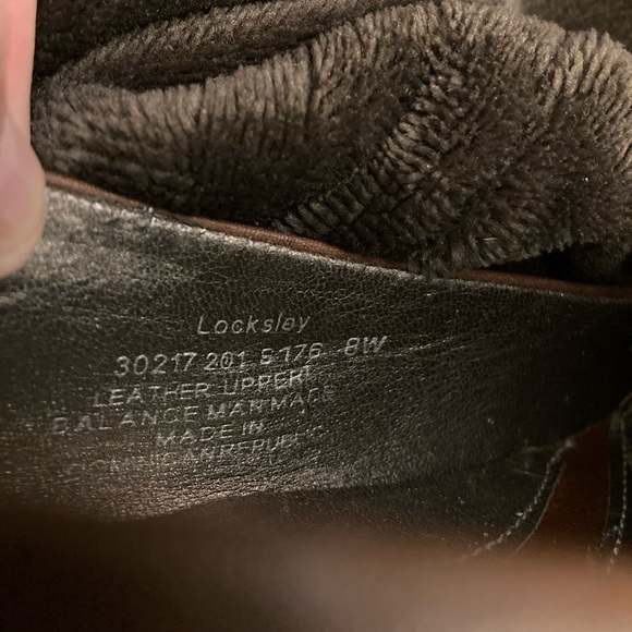 EUC Naturalizer IOB casual loafers/flats. Brown leather uppers - Picture 8 of 8